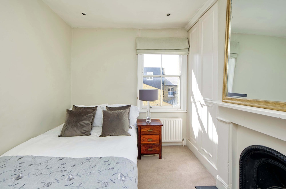 Stunning 3 bed Home With Garden - Wandsworth
