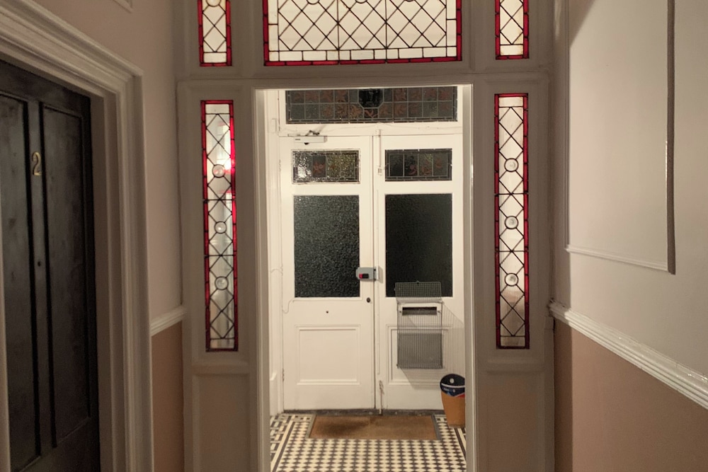 London Apt - Sleeps 5 - Great Transport Links