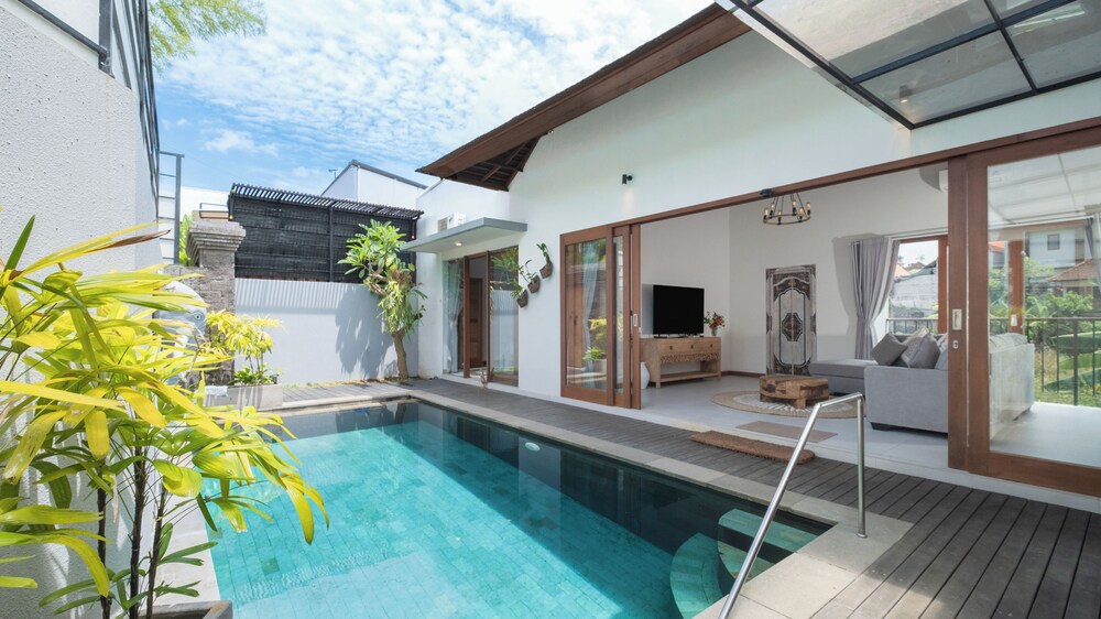 Elephant Villas Estate