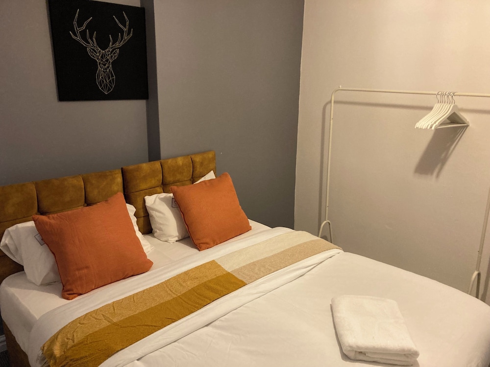 Cozy and Central City Apartment in Liverpool view 4