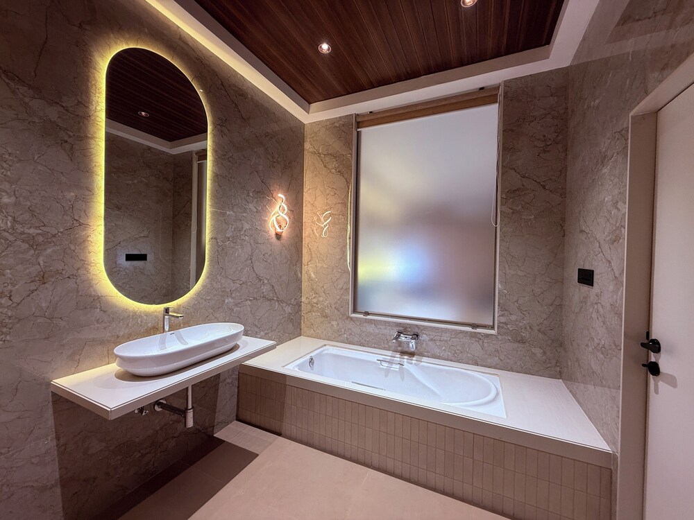 Hotel Stellar Suites Dombivali