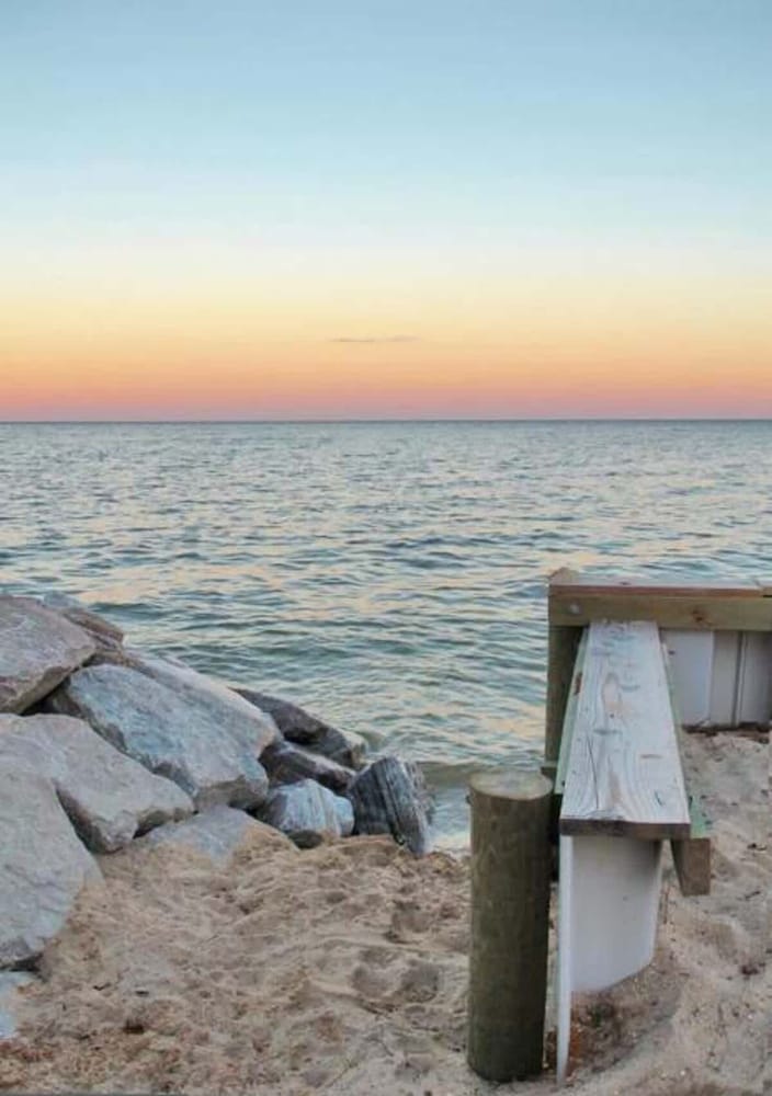 4-bedroom Luxury Private Beach Getaway