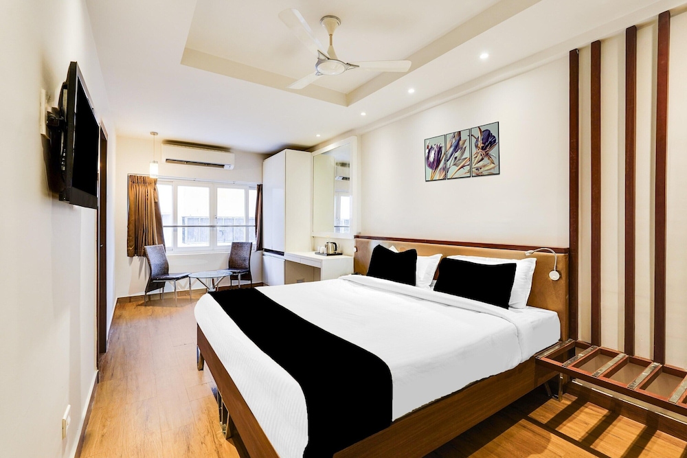 Super Townhouse Oak Kodambakkam