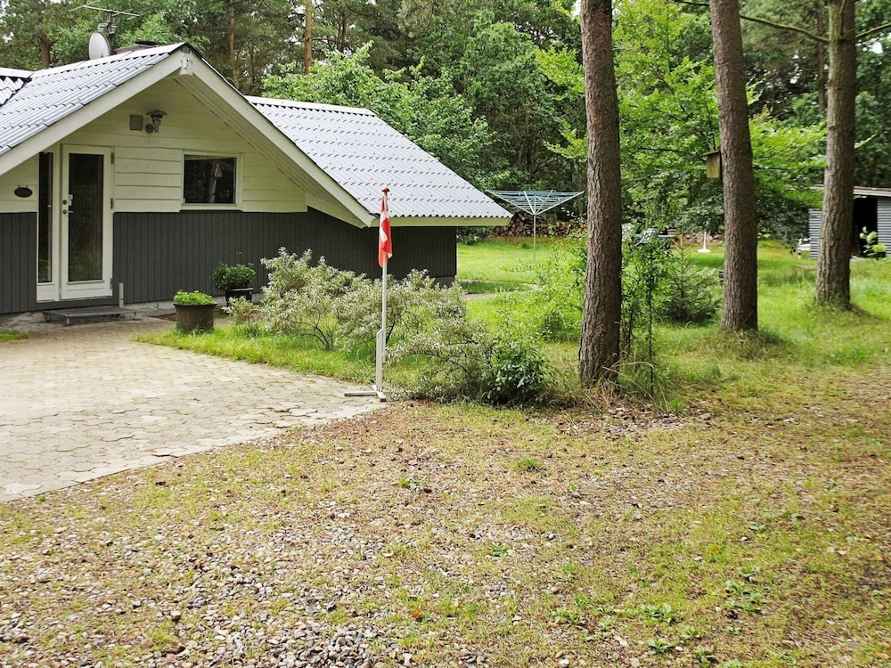 Photo 35