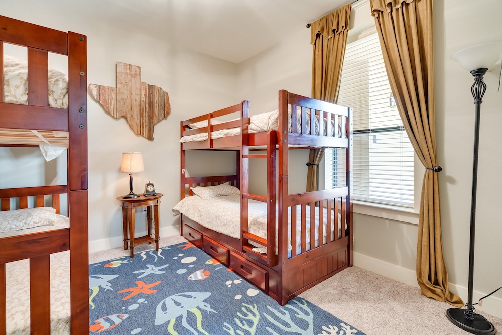Jonestown Condo on Lake Travis w/ Community Pool! - Property Image 23