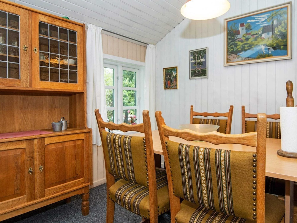 Pretty Cottage in Hemmet near Sea view 4