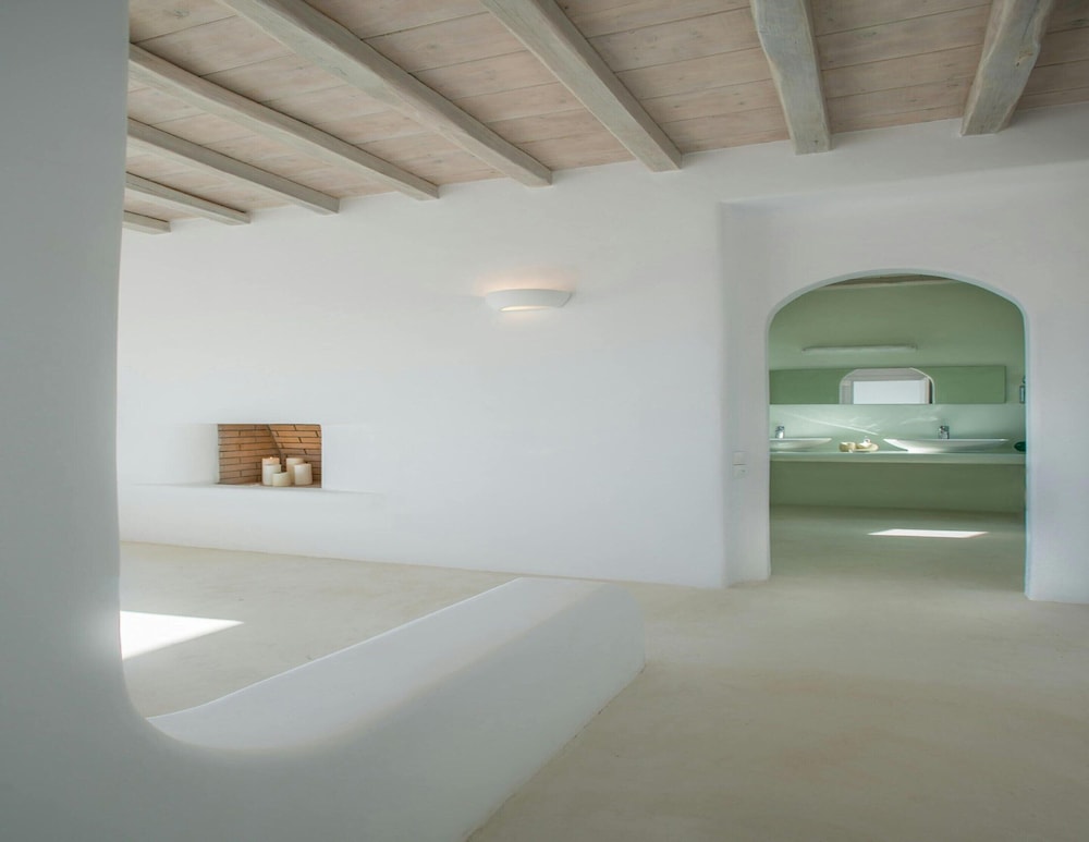 Elegant Villa With View