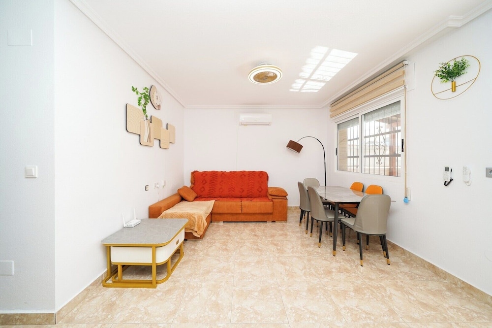 Los Alcazares 4 Bed Villa Pet Friendly 2 Baths