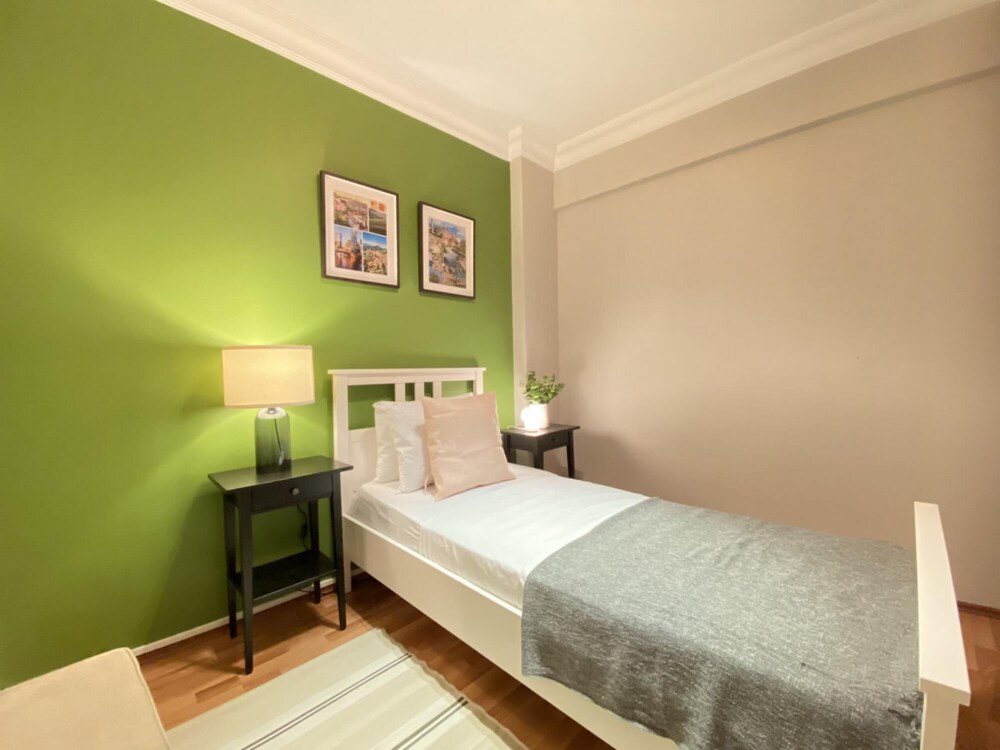 Missafir Exclusive and Central Flat in Nisantasi