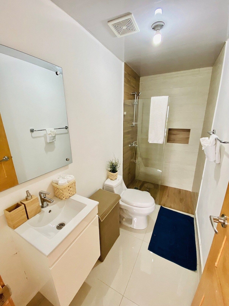 Boca del Mar Residence