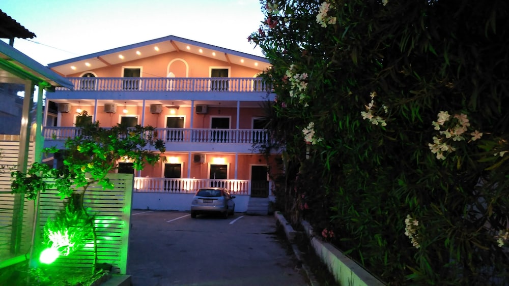 Infinity Blue Beach Apartments