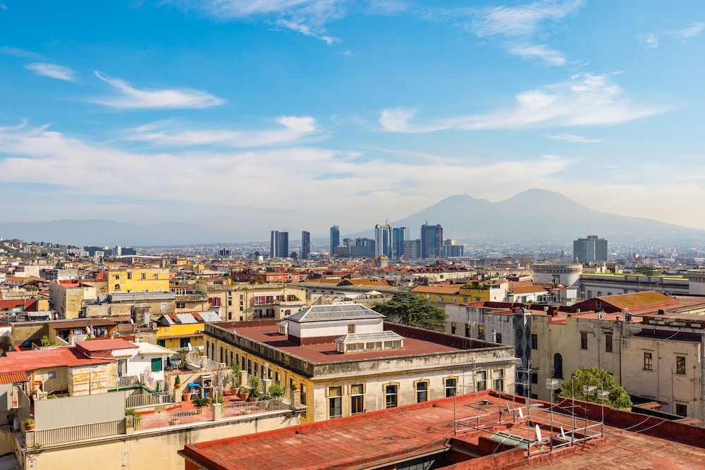 Sunny Panoramic Apartment by Napoliapartments