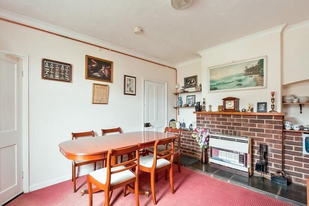 Cotefields Bed & Breakfast