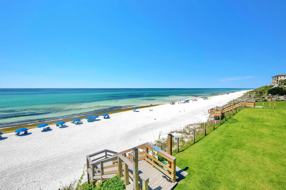 Blue Mountain Beach Villas 5A