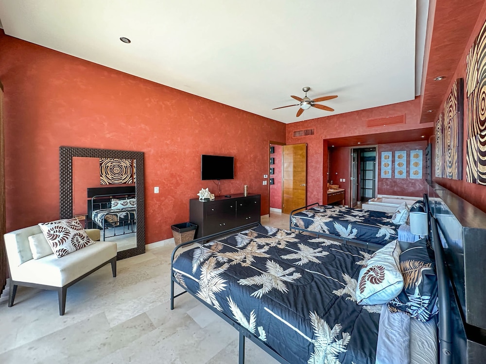Tranquil Tides Oceanfront Family Oasis