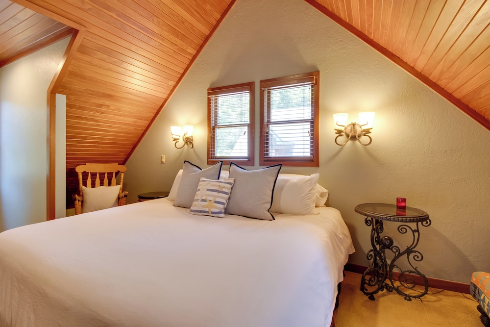 White River Access & Views: Retreat w/ Shared Dock
