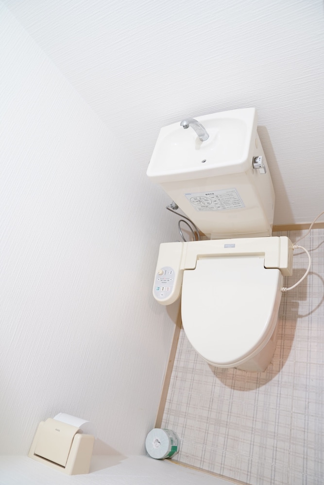 Metro Daikoku Apartment