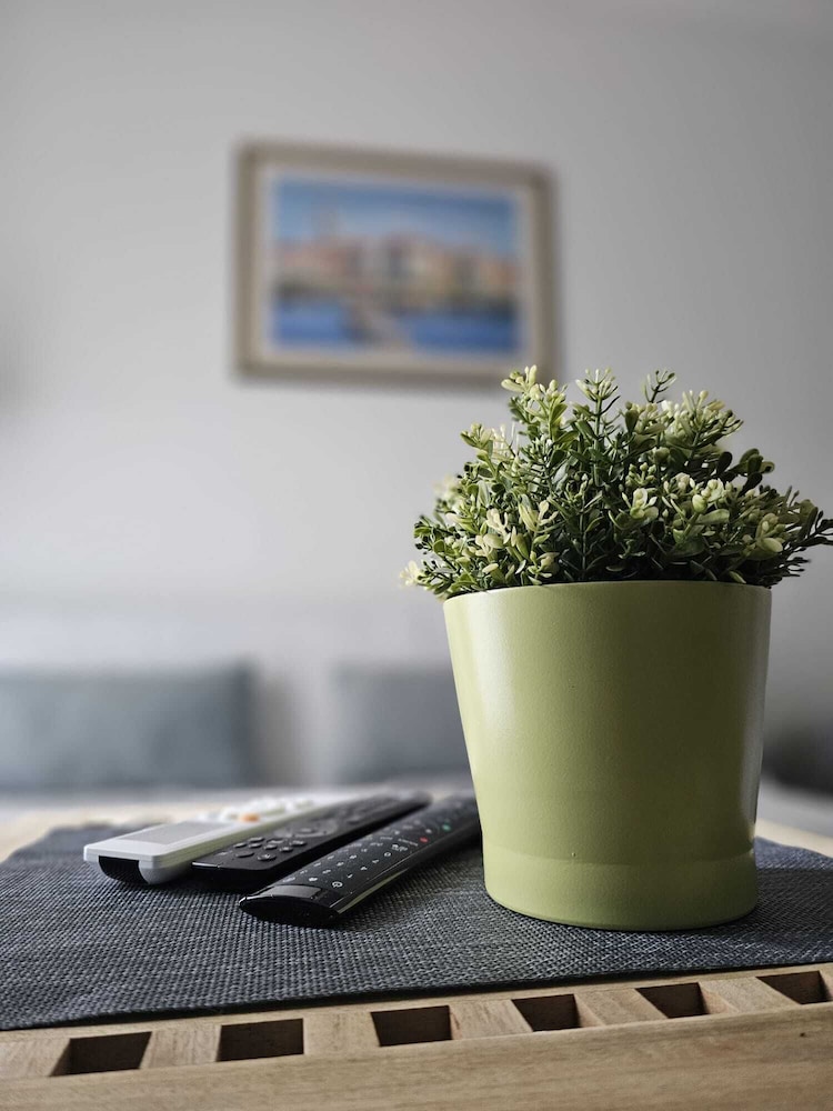 Charming 1-bed Apartment in Zagreb view 2