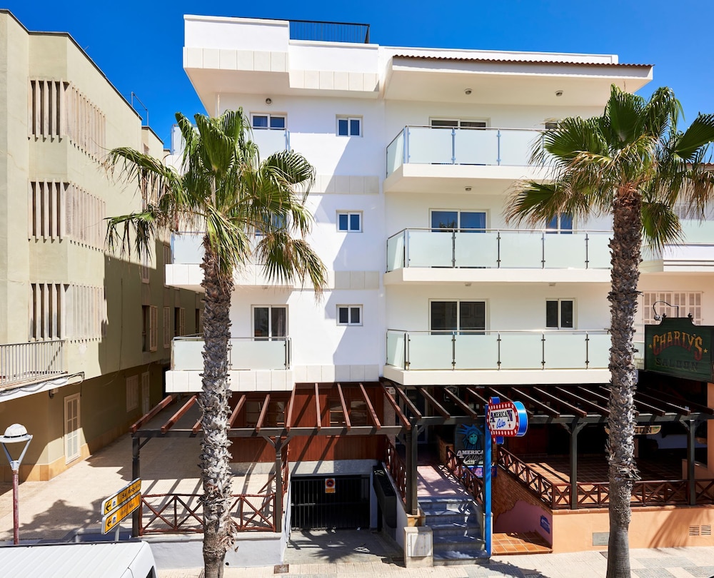 Santa Margalida Vacations - Apartamentos Charly's Can Picafort - Property Image 3