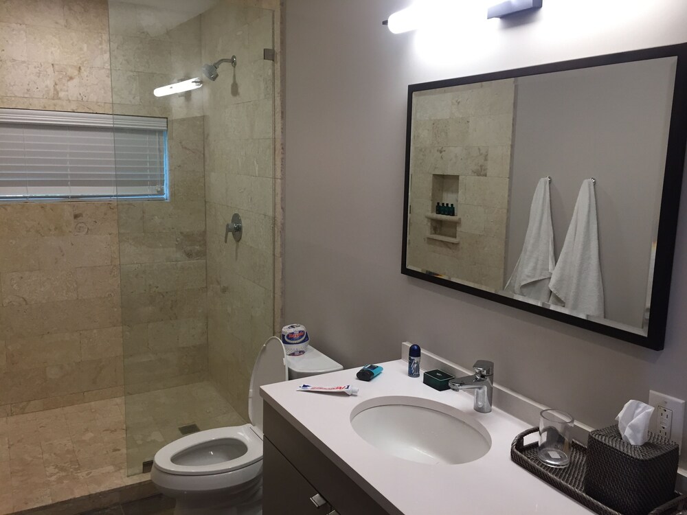 2 Bedroom Bungalow-Style Villa