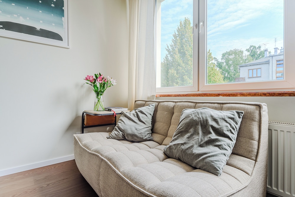 ShortStayPoland Francuska B161 view 4