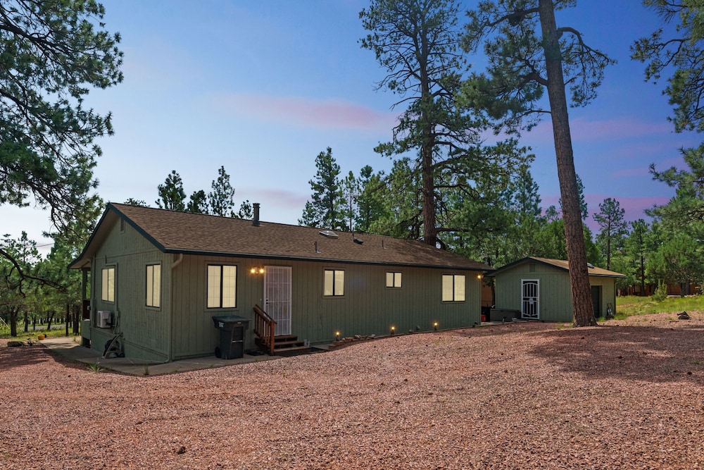 Secluded Mountain Cabin With Forest Views 3 Bedroom Cabin by RedAwning