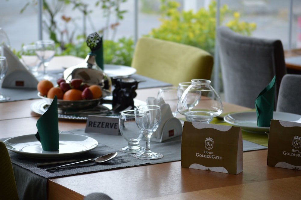 Goldengate Otel - Image 50