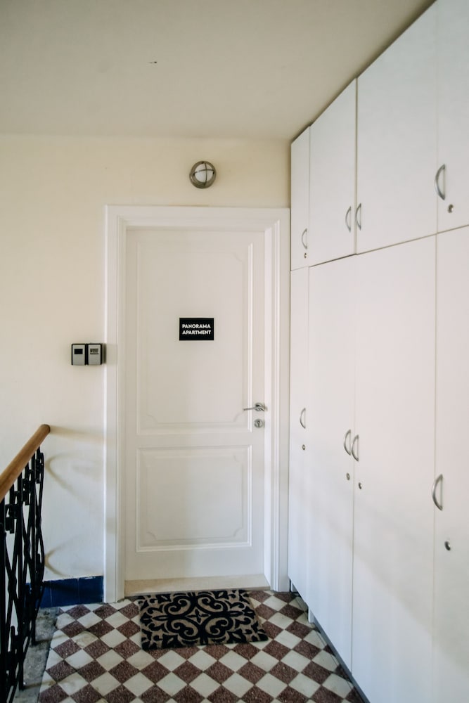 Panorama Old Town apartment by DuHomes