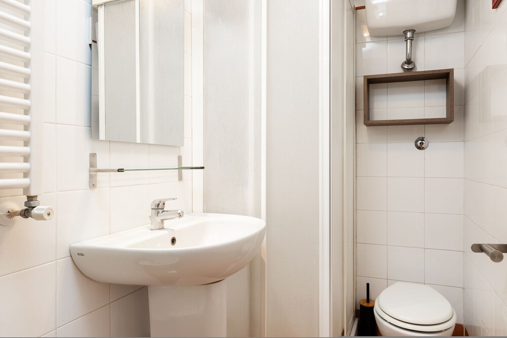 Casa Fiamma in Rome With 1 Bedrooms and 1 Bathrooms