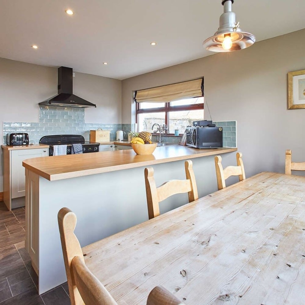 Host Stay The Coach House