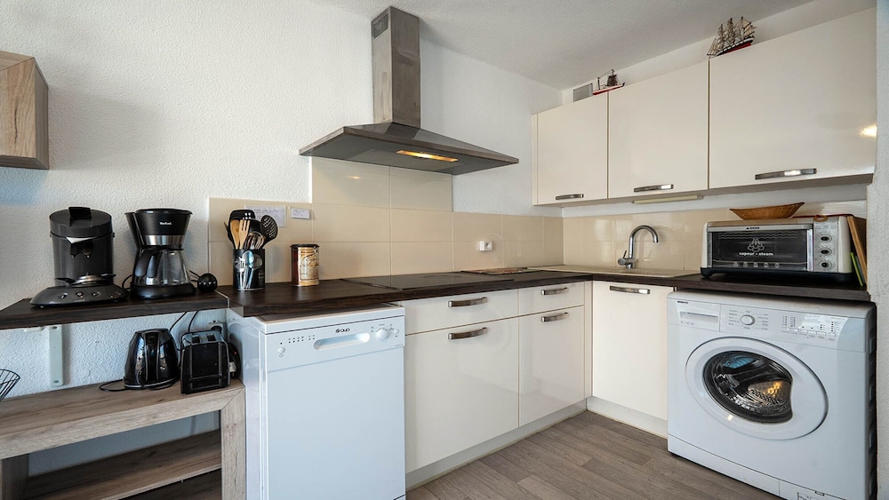 Apartment in Agde Near Beach & Heated Pool