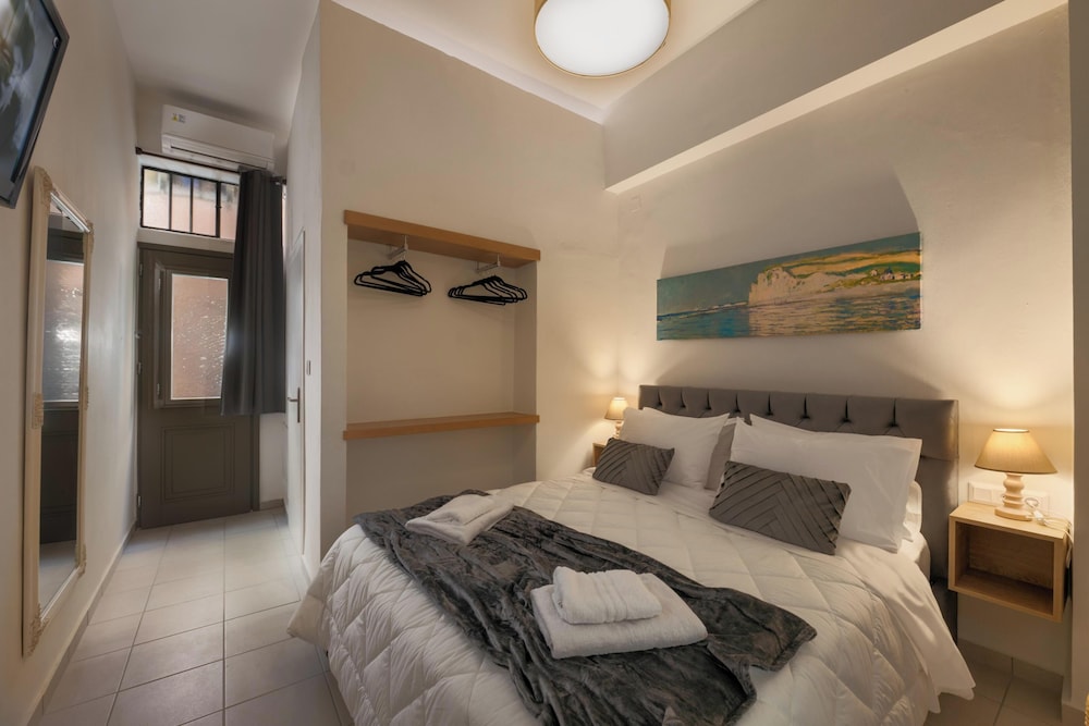 Elartis Apartment