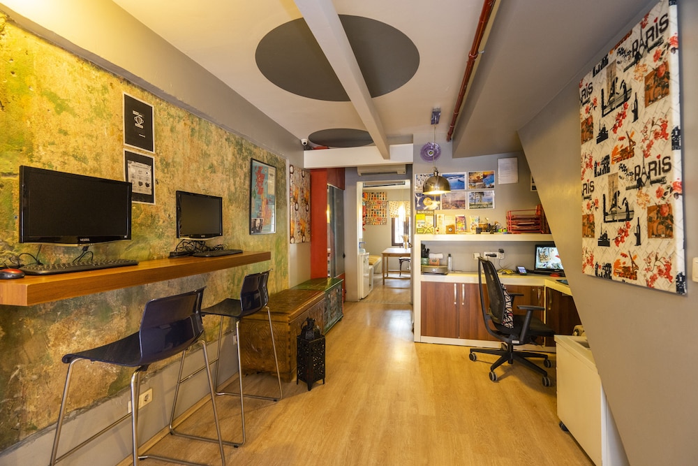 Taksim Alya Suitleri - Image 52