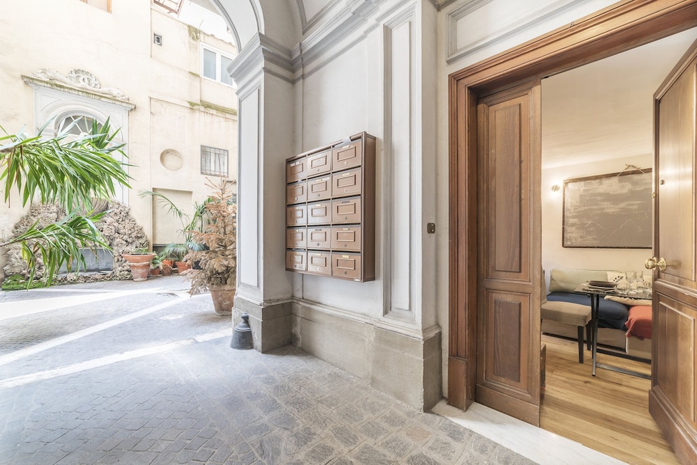 Monti Studio Apartment