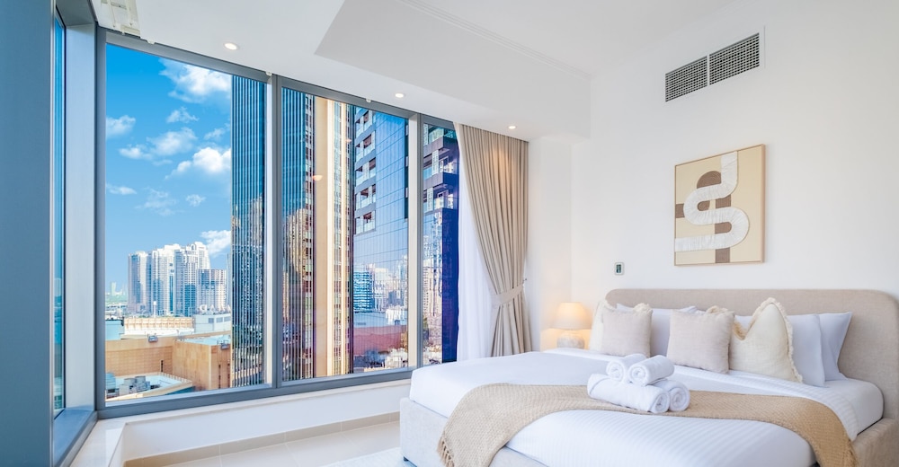LUX The Silverene Marina View Suite 4