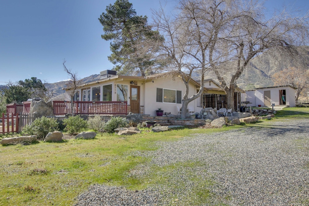 6 Mi to Lake Isabella: Mountain Mesa Getaway