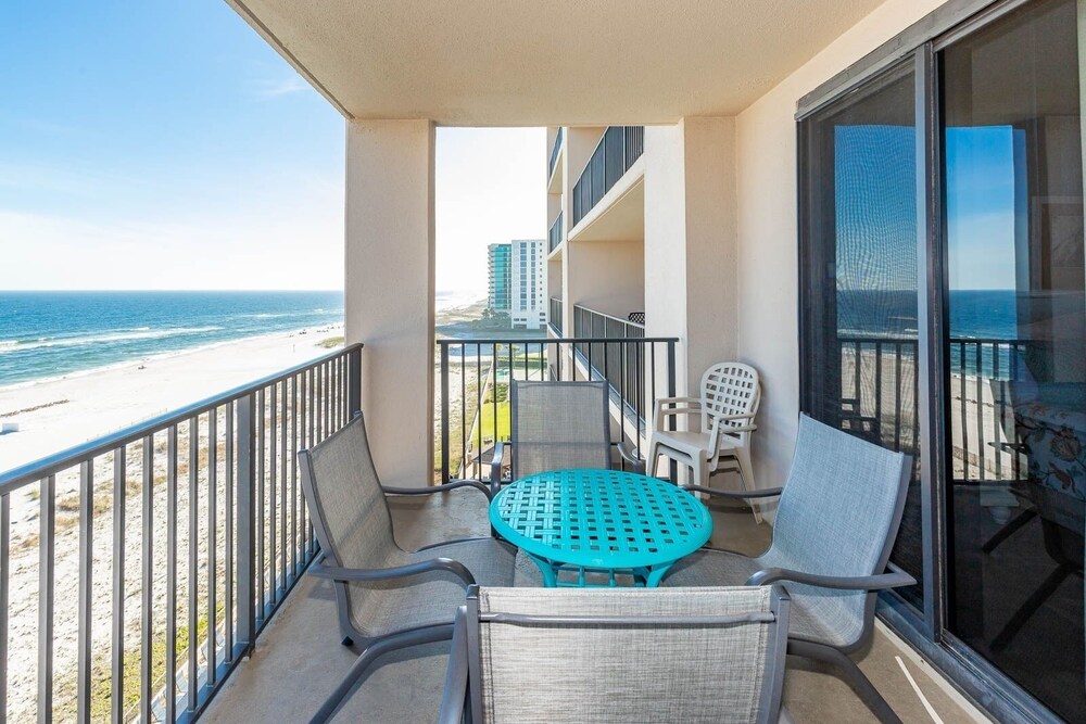 Phoenix X 711 2 Bedroom Condo