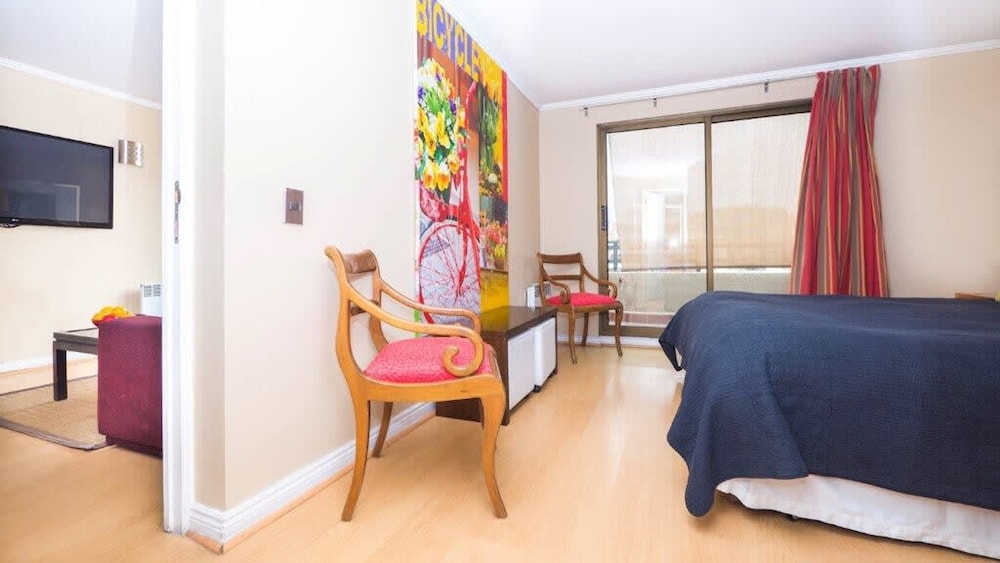 Carmencita St I Classic 1 Bedroom Apartment in El Golf