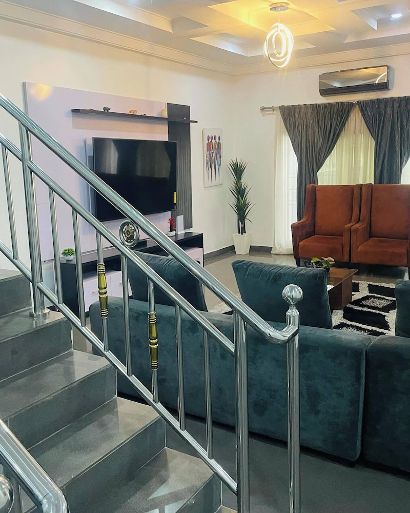 Auxano Apartment