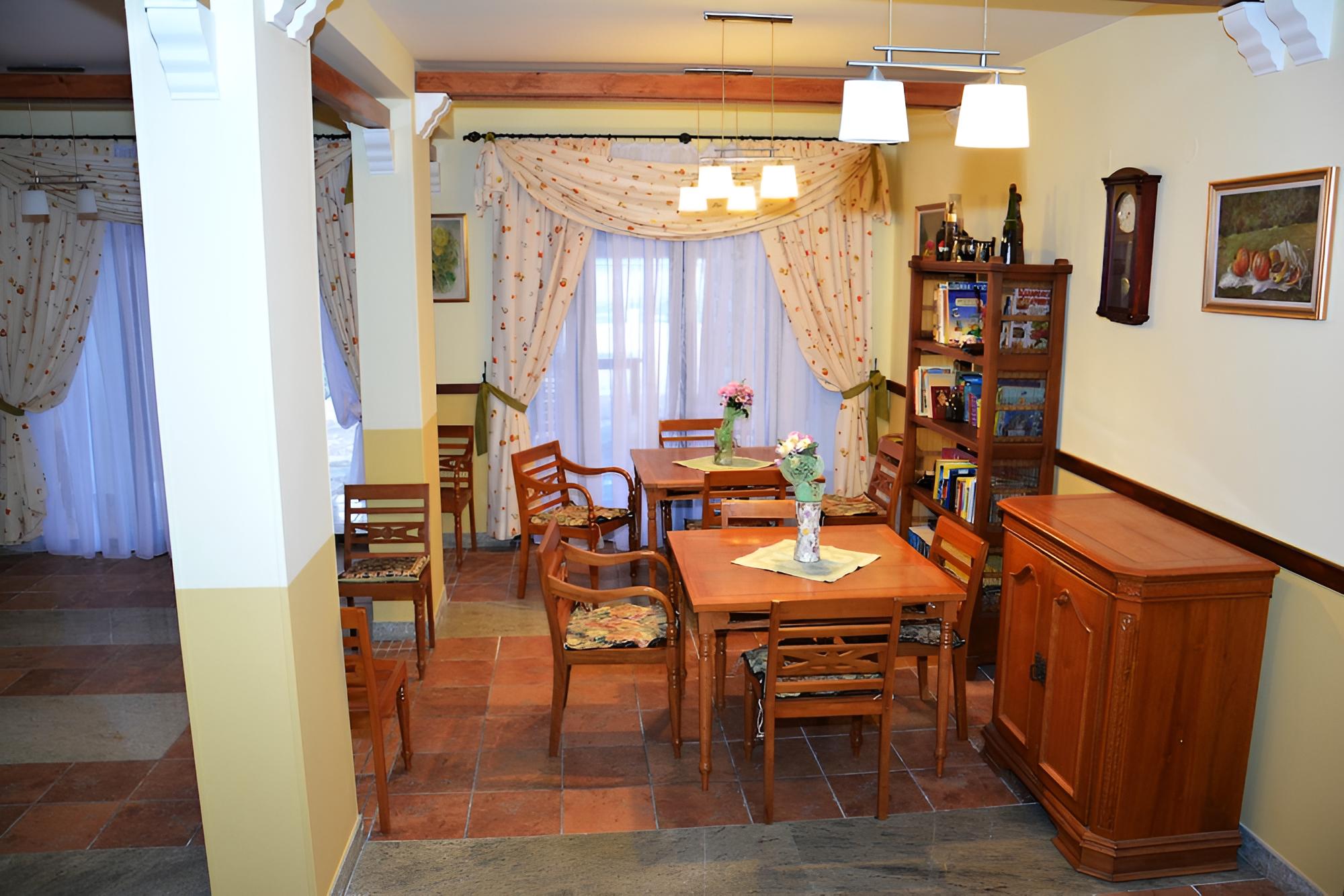 Aparthotel Villa Lav