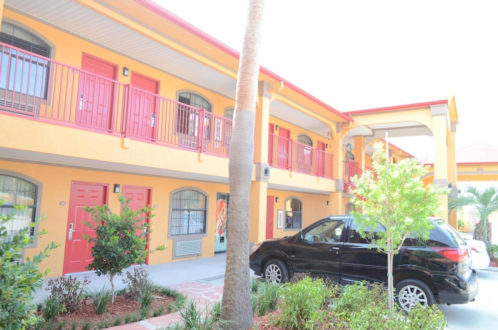 Regency Inn - Property Image 20