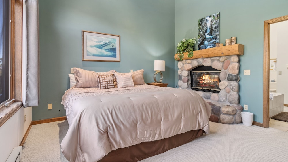 Cascade Mountain Home By Estes Park Homes 6 Bedroom Home