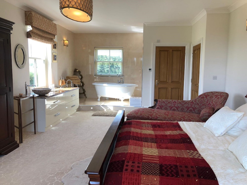 Lillium House view 3
