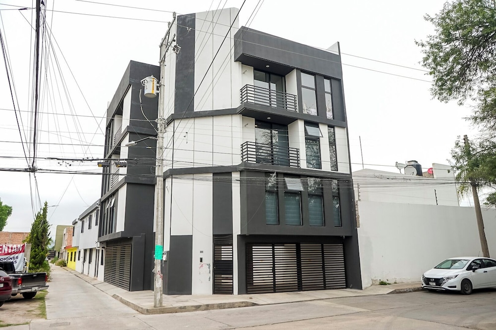 1BR Flat with Smart Access & Parking view 2