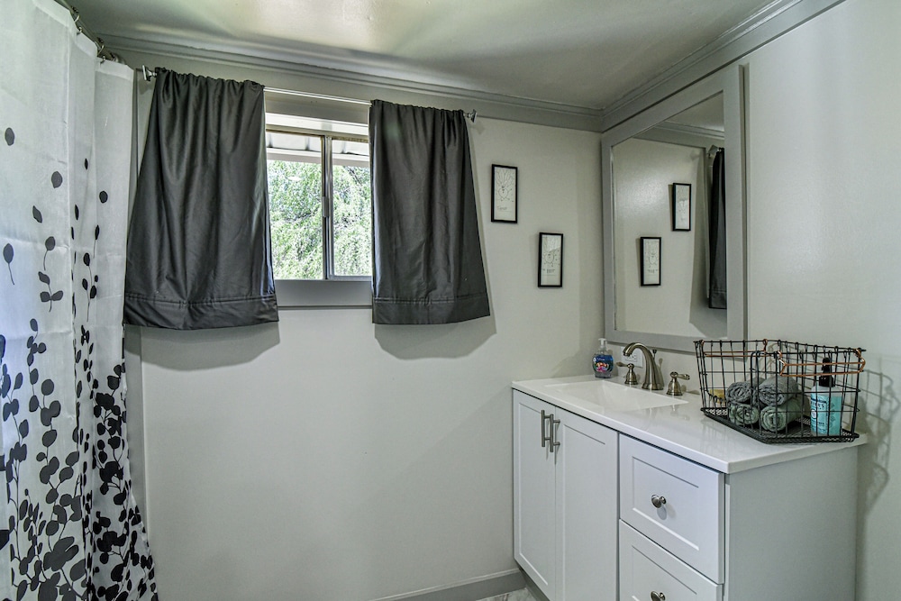 The Spruce House Cozy Home in Swannanoa