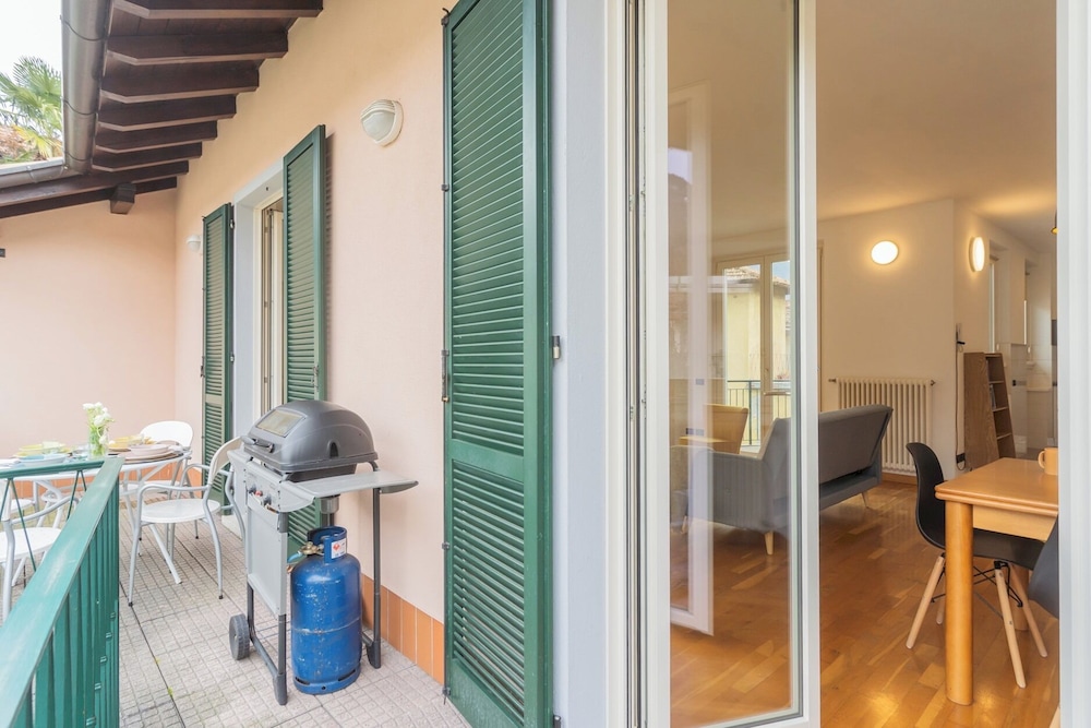 Ponente Balcony & Garden by Rent all Como