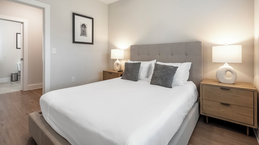 Landing Apartments Seguin