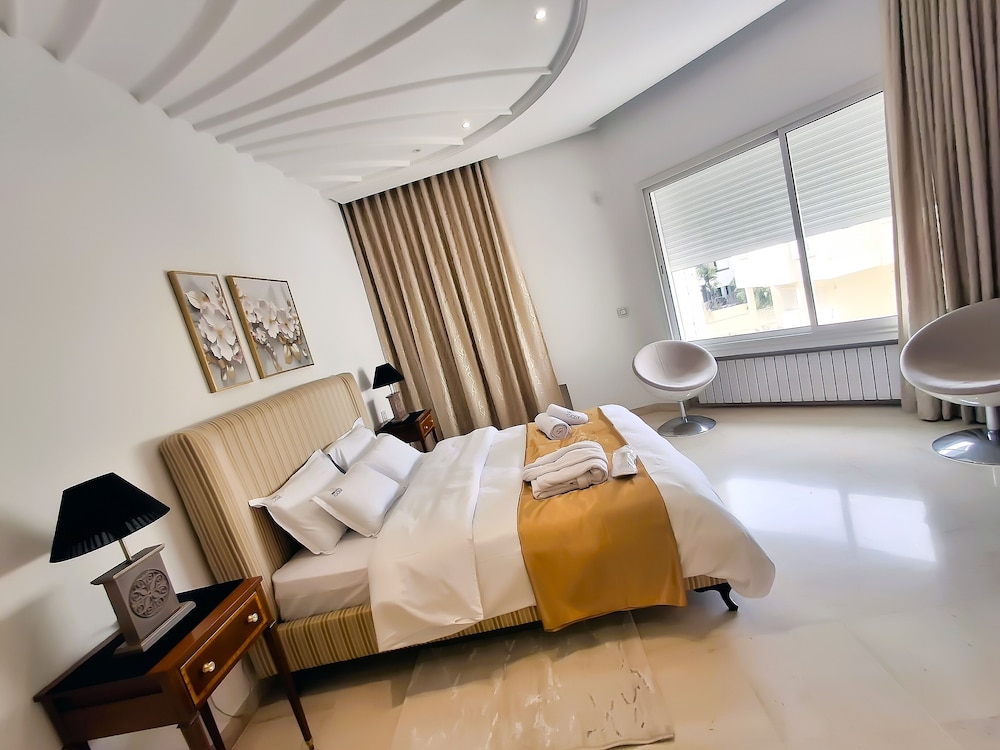 L'Orchidée - Luxury Suites