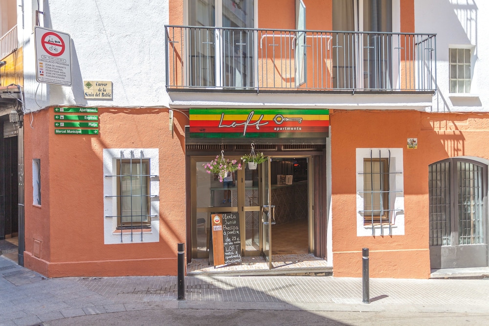 LOFT APART & HOSTAL Group