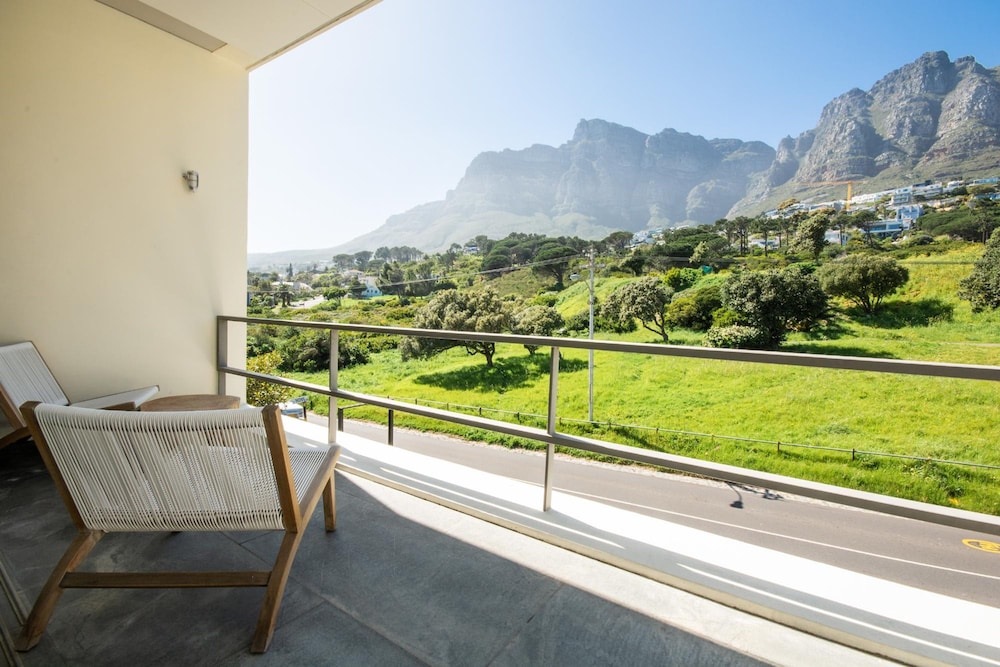 Ethereal 4bed Camps Bay Villa Atlantic Reflection